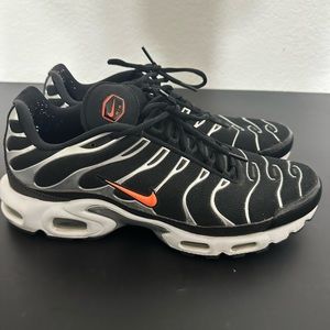 Nike AIR MAX (SIZE 13)